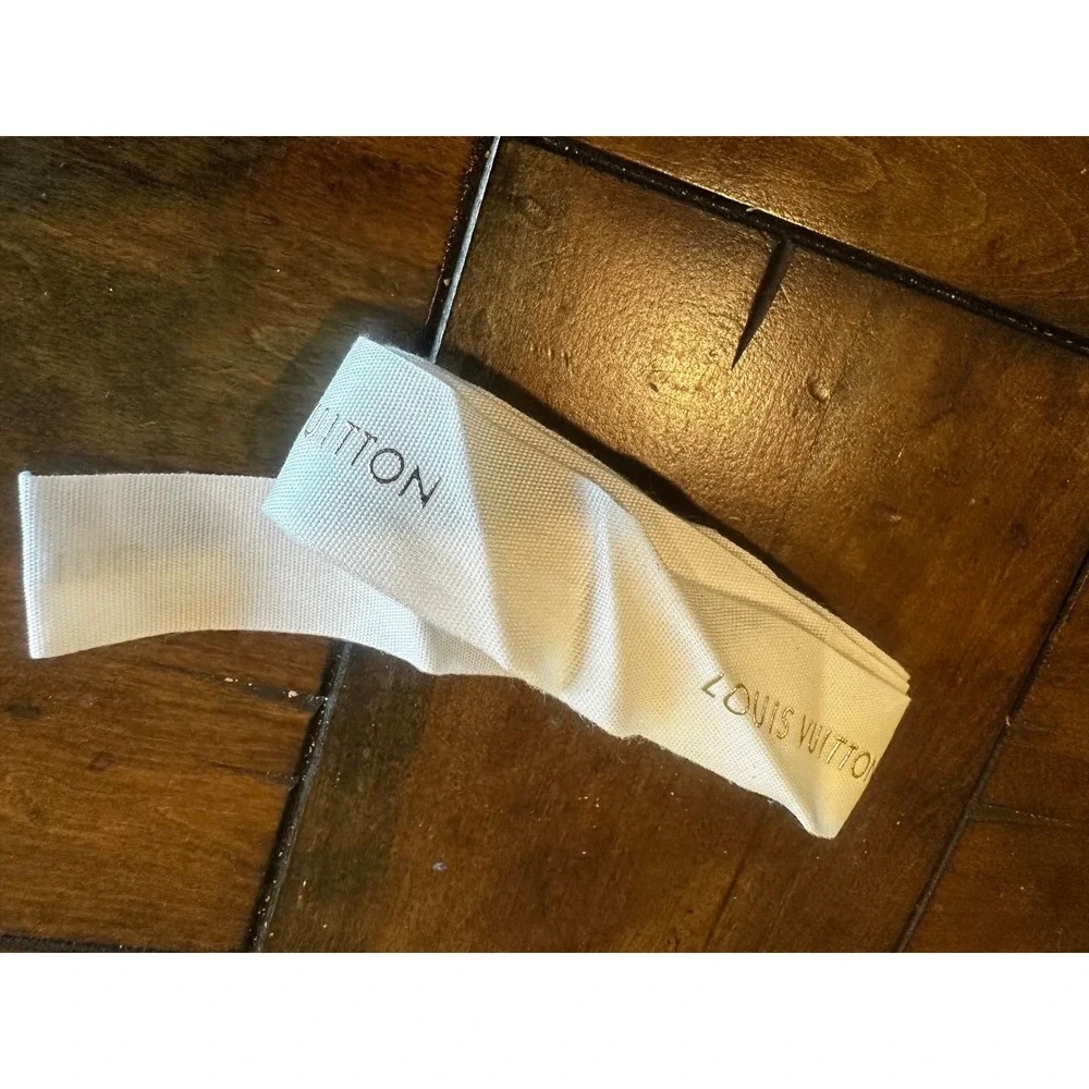 Louis Vuitton White Ribbon Gold Logo Authentic Luxury Gift Wrap Crafting 3 yrds
